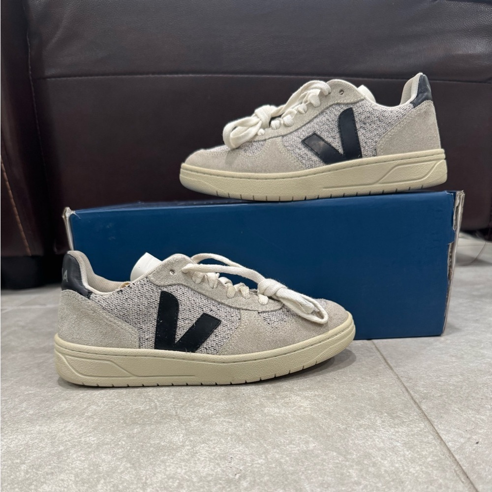 Veja V-10 Flannel Sneakers Shoes Snow Black - Picture 2 of 6